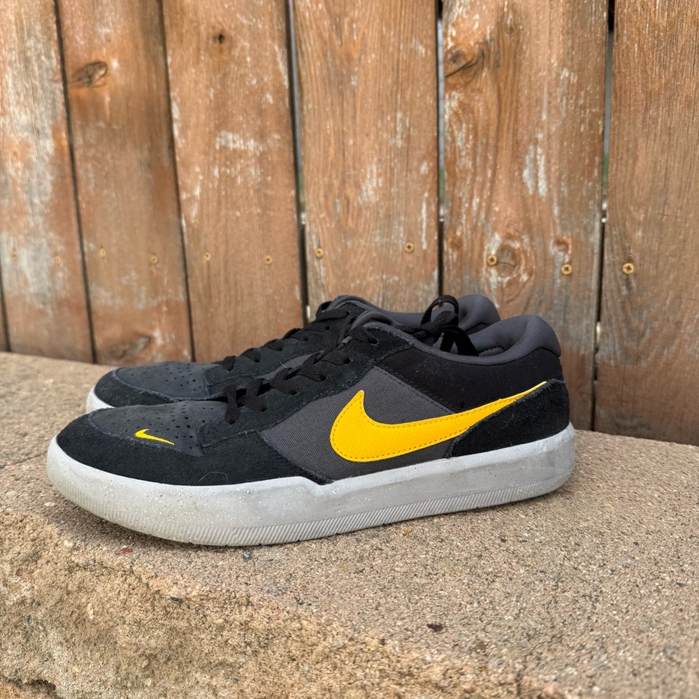 Nike SB Force 58 Black Yellow Gray Low-Top Suede Sneakers Shoes Size 9.5